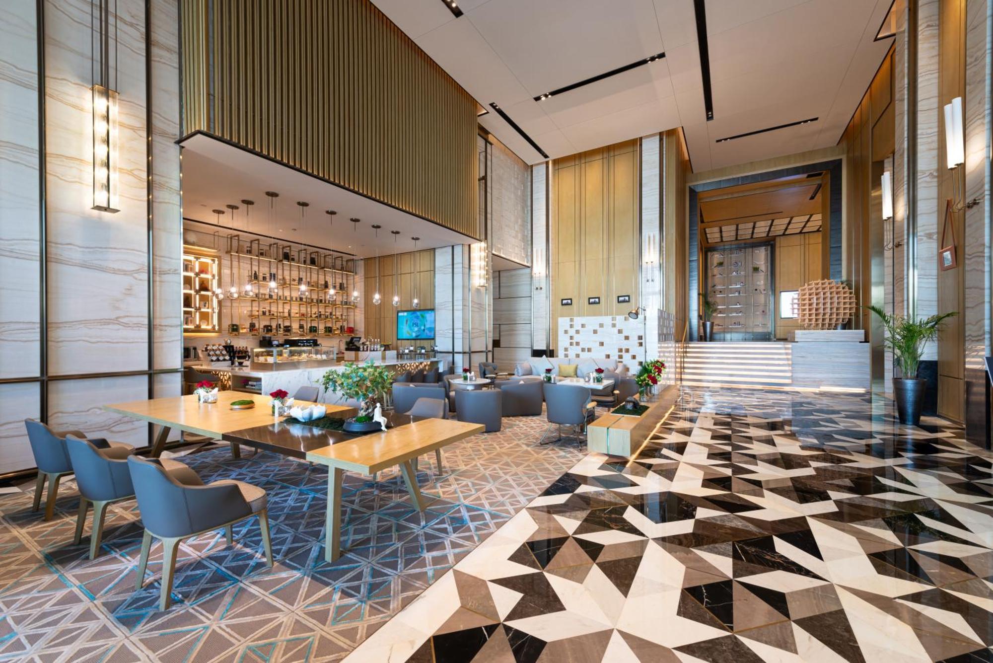 Narcissus The Royal Hotel Riaad Buitenkant foto The lobby of the hotel