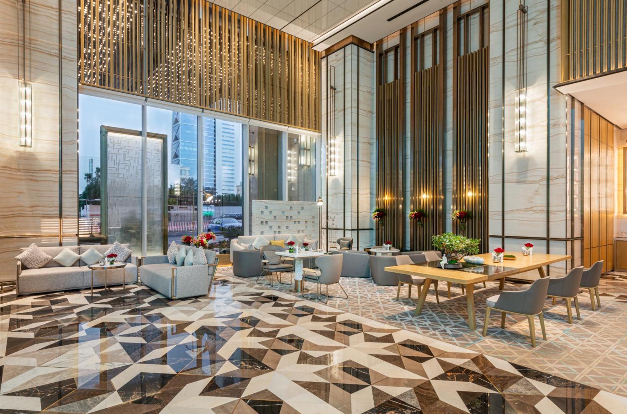 Narcissus The Royal Hotel Riaad Buitenkant foto The lobby of the hotel